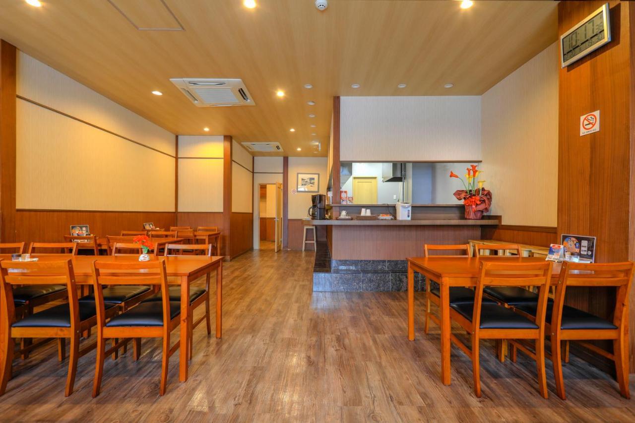 Hotel Naniwa Shinsekaimae Осака Екстериор снимка